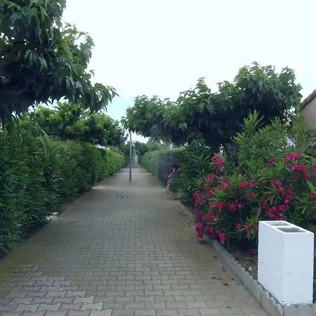 Résidence Hameau Du Soleil à 250 M De La *