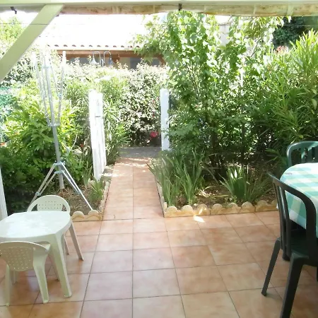 Résidence Hameau Du Soleil à 250 M De La *